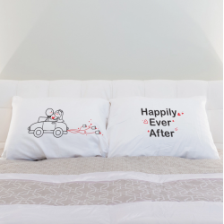 "Happily ever after car" 情侶枕頭套